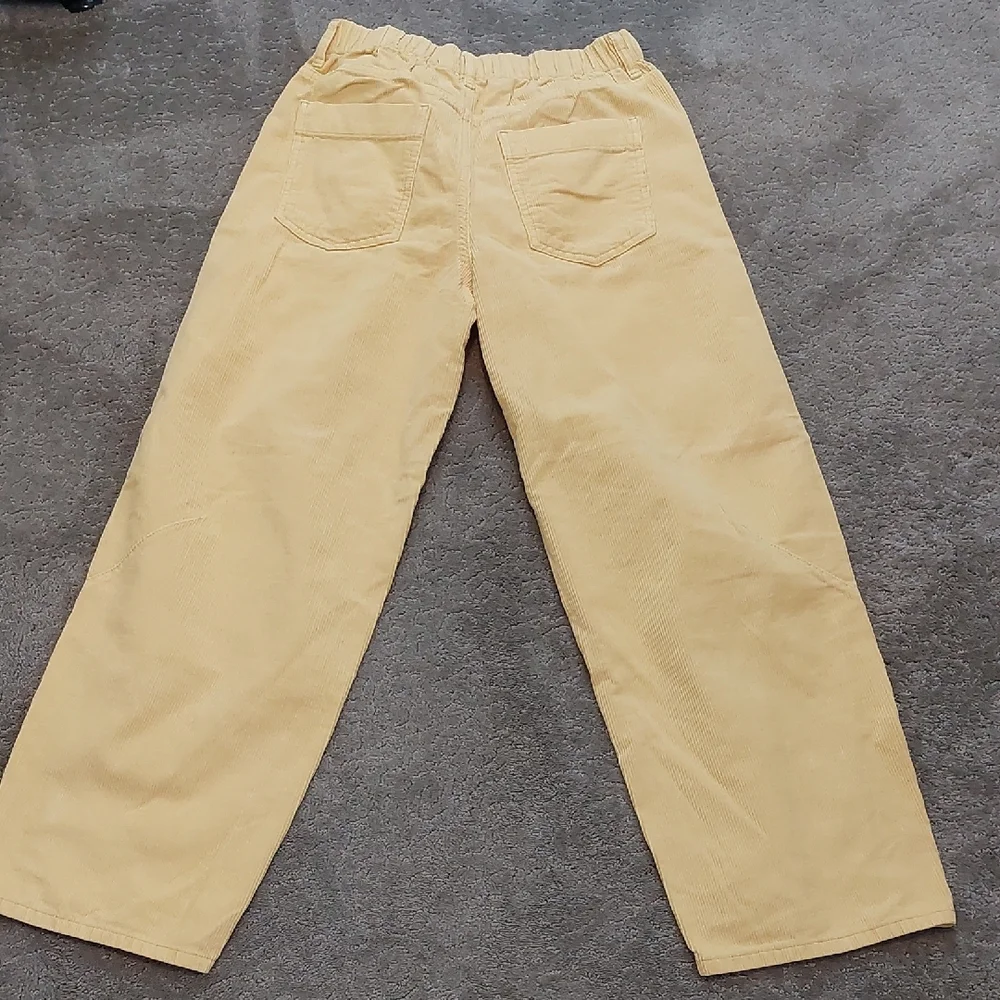 We The Free Yellow Martha Slouchy Corduroy Midrise Pants Size 26 NWOT - Picture 4 of 5